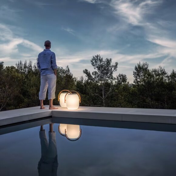 GLOSTER Outdoor Solar Lantern - Picture 3 of 4